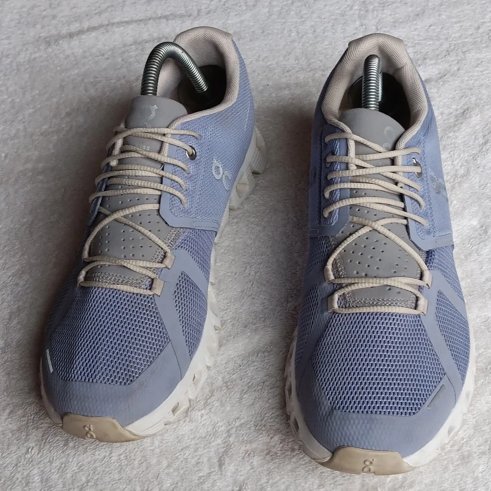 NWOT On Running Nimbus Cloud 5 - Picture 4 of 16